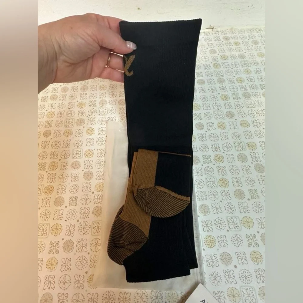 Black and Tan Compression Socks - Picture 2 of 2